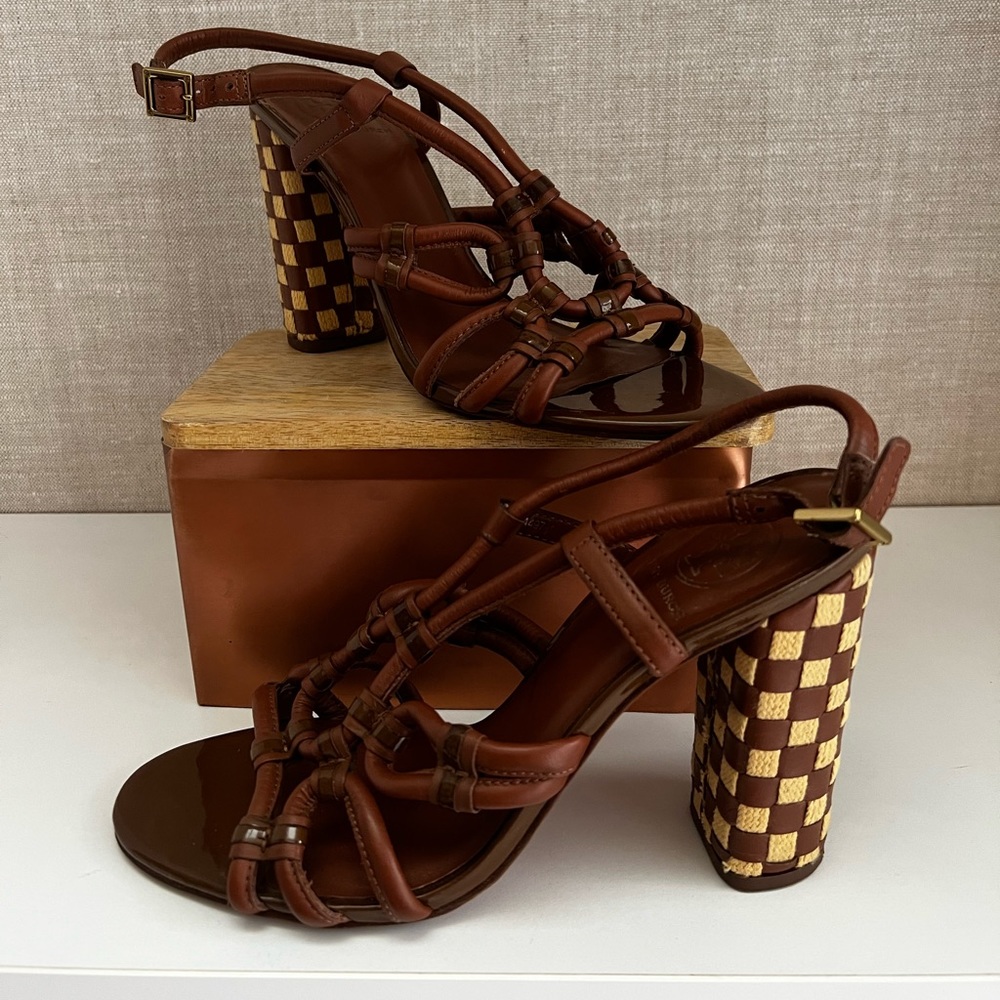 Gently used - Tory Burch Layce High Heel Sandal - size 9